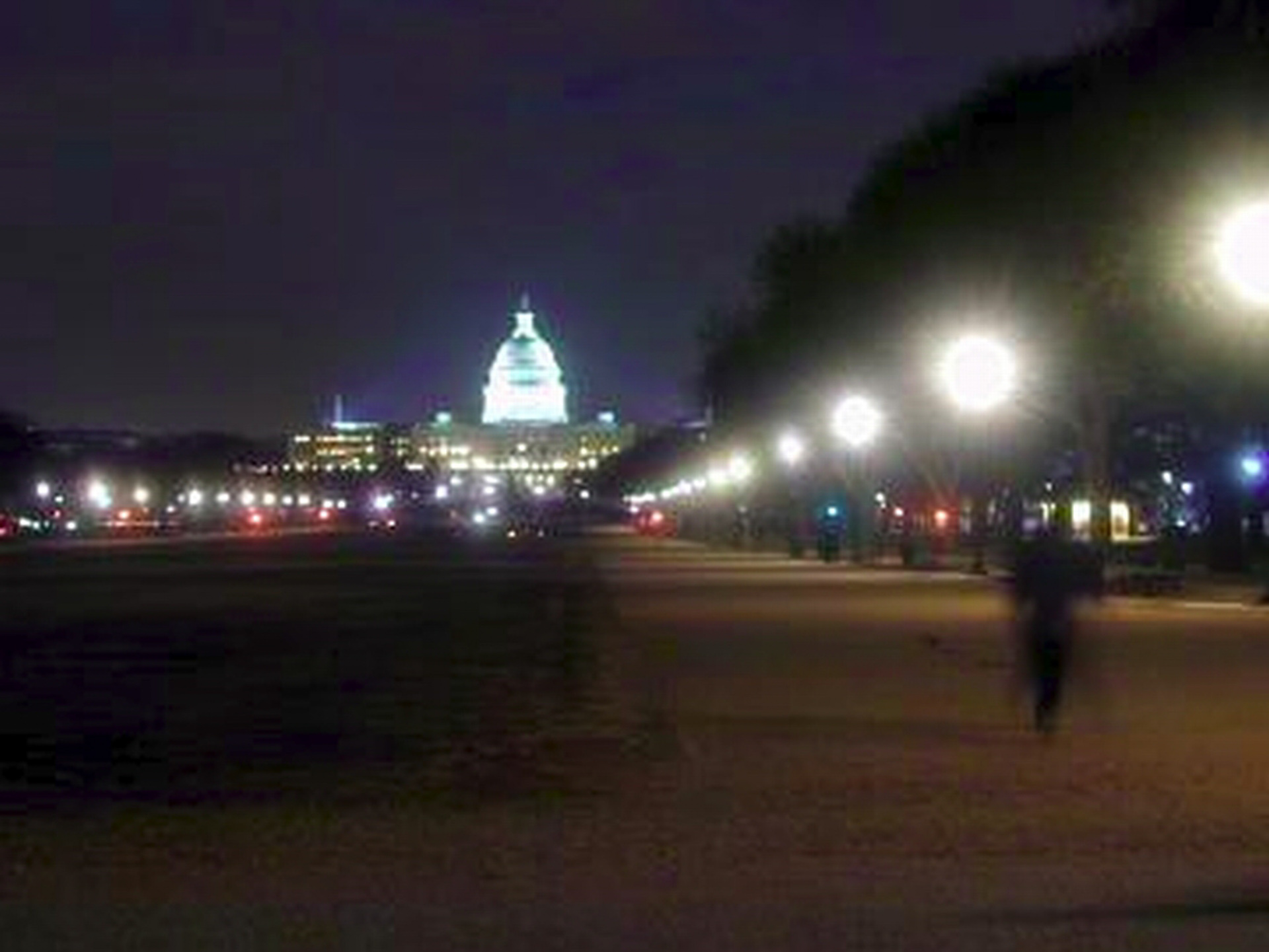 Capitol building at night