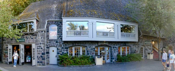 Multnomah Falls Lodge