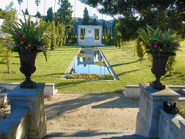 Hollywood Forever Cemetery