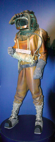 20,000 Leagues Under the Sea exhibit, dive suit and hero Nautilus model