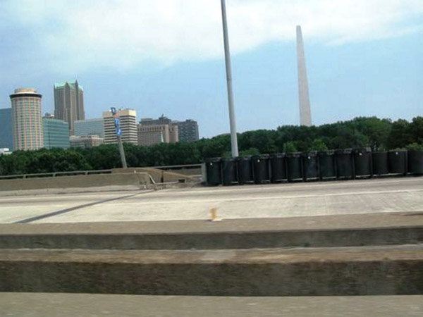 The Gatewy Arch from the freeway
