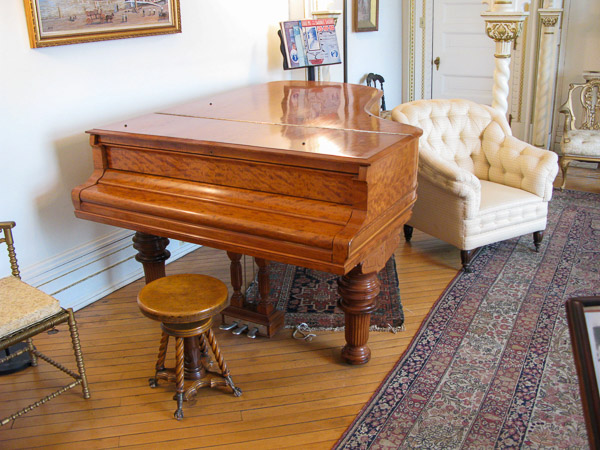 Howard Steamboat Museum