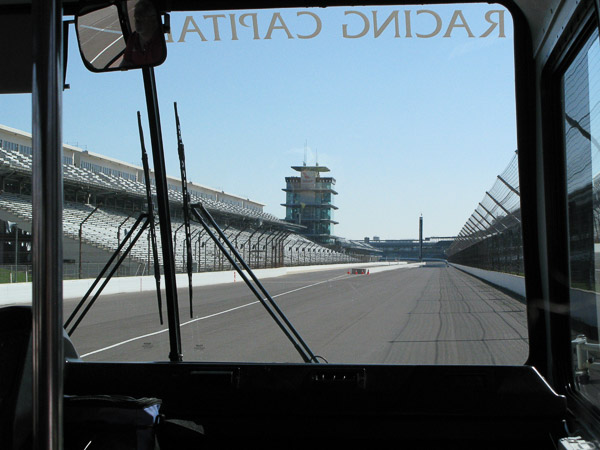 Indianapolis Motor Speedway, bus tour of the track