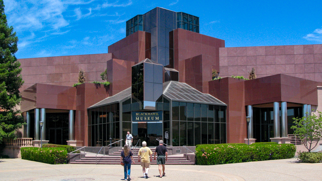 Blackhawk Museum, Don Williams Automobile Gallery, Blackhawk, California - June 2009