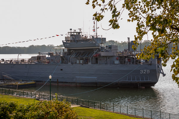LST-325