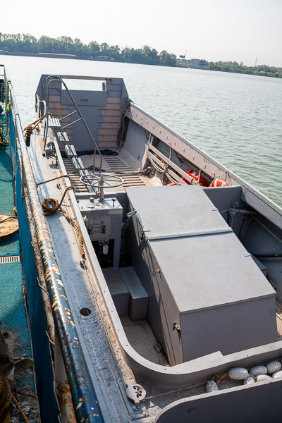 LST-325, landing craft