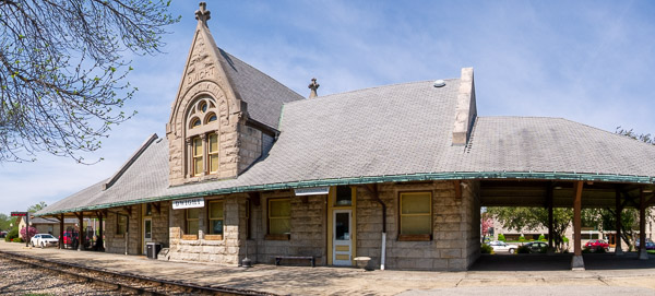 Dwight railroad station, IL