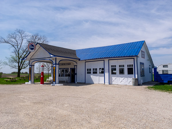 Standard Gas Station, Odell, IL