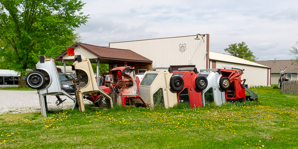 Henry's Ra66it Ranch, Staunton, IL