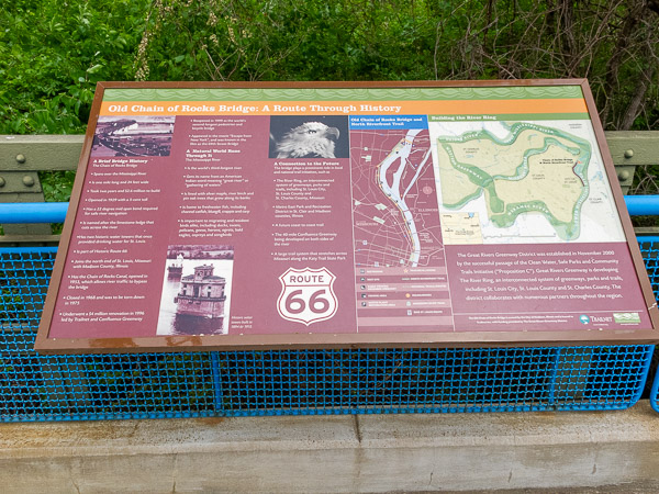 Old Chain of Rocks bridge, Missouri side