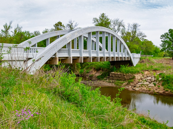 Bush Creek (rainbow) bridge in Cherokee County, Kansas