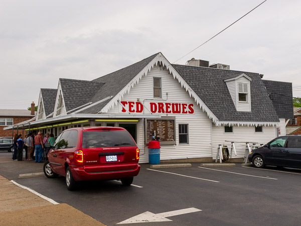 Ted Drewes Frozon Custard stand, St Louis, MO