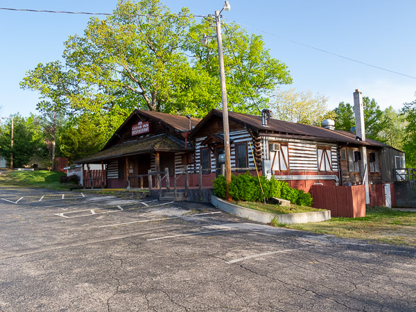 Red Cedar Inn in Pacific, MO