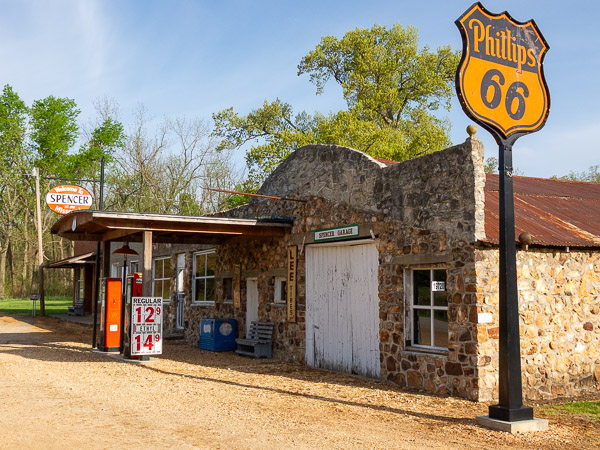 Phillips 66 Gas Station at Spencer, MO