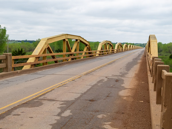 Pony bridge, feature 38 trusses and stretching 4,000 feet neary Geary, OK