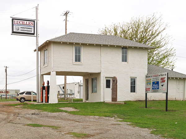 Provine (Lucielle's) Service Station Hydro, OK