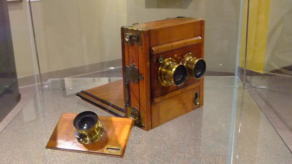 California State Railroad Museum, stereo camera