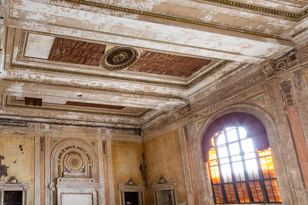 16th Street Train Station, main lobby