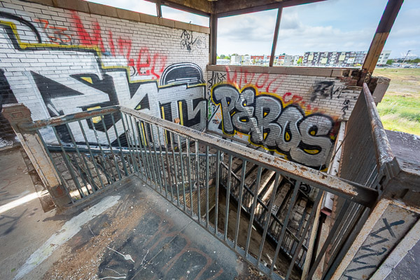 16th Street Train Station, platform